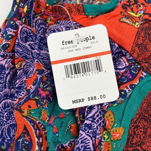 Free People Count Me In Trapeze Boho Tunic Tank Red Hot Combo Paisley XS - Picture 10 of 13
